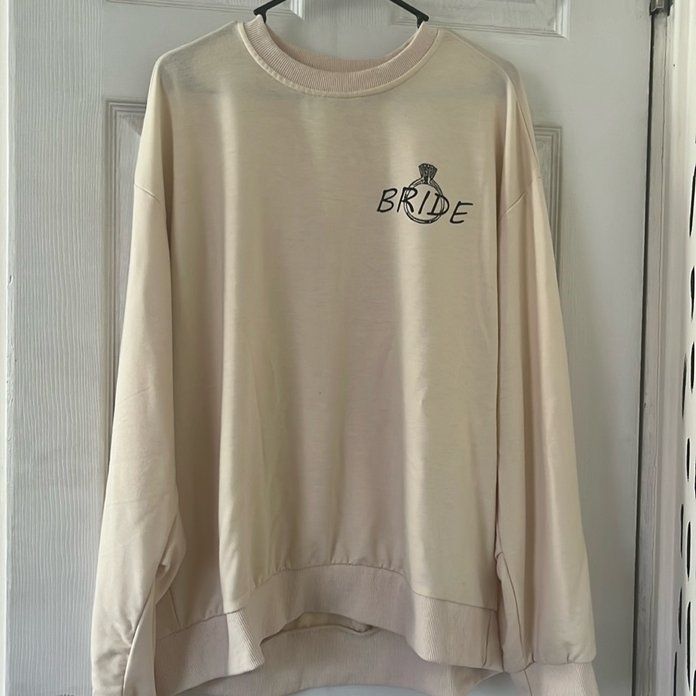 Oversized Bride Pullover